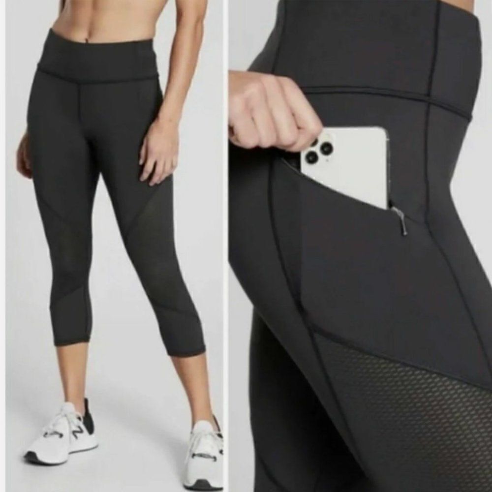 ATHLETA Mesh Contender Capri Black Size Large Petite